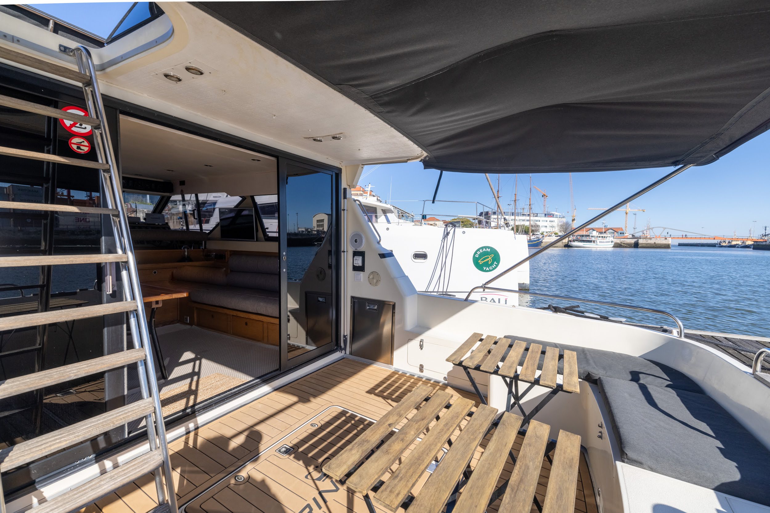Princess 45, view 4